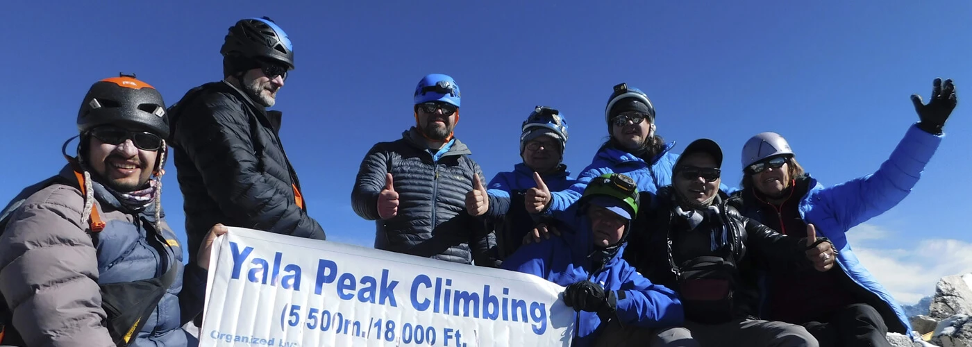 Photo from the top of Yala Peak