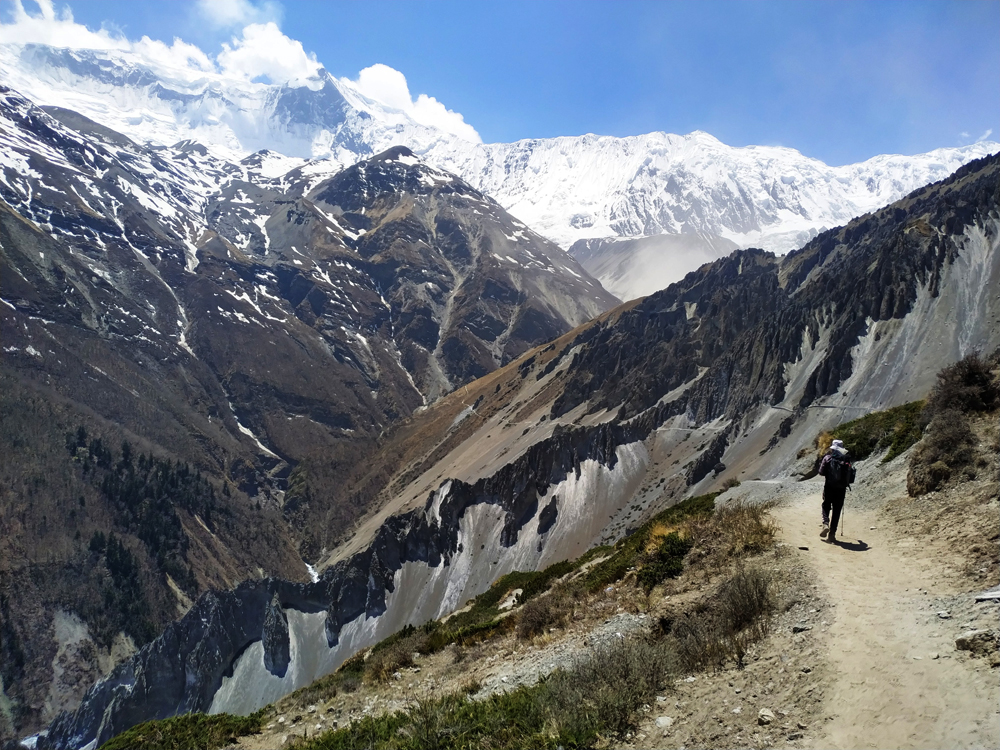 On the way to Tilicho Lake